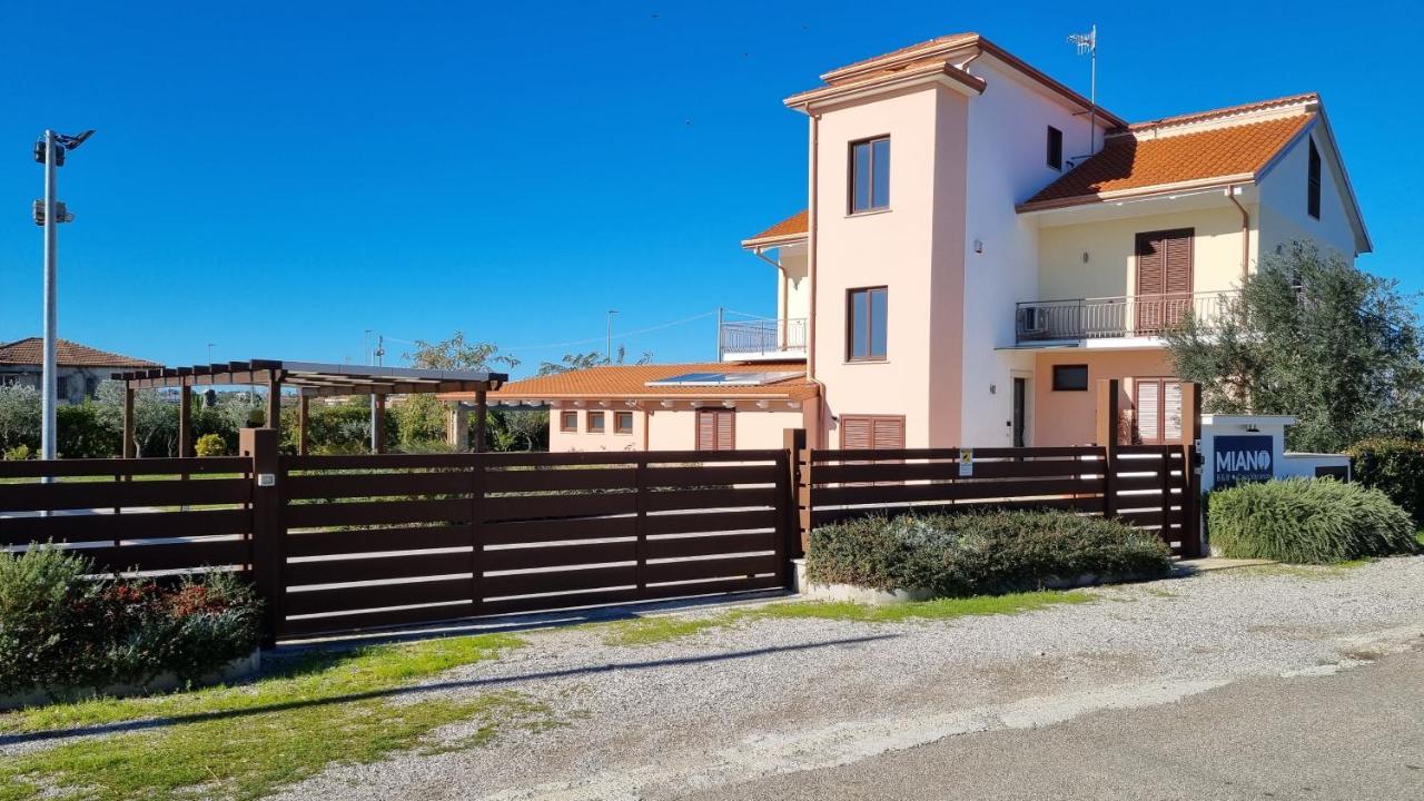 Stella Marina Paestum Hotell Eksteriør bilde